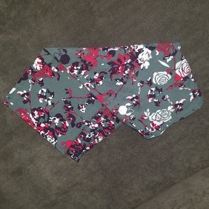 Lularoe Disney leggings